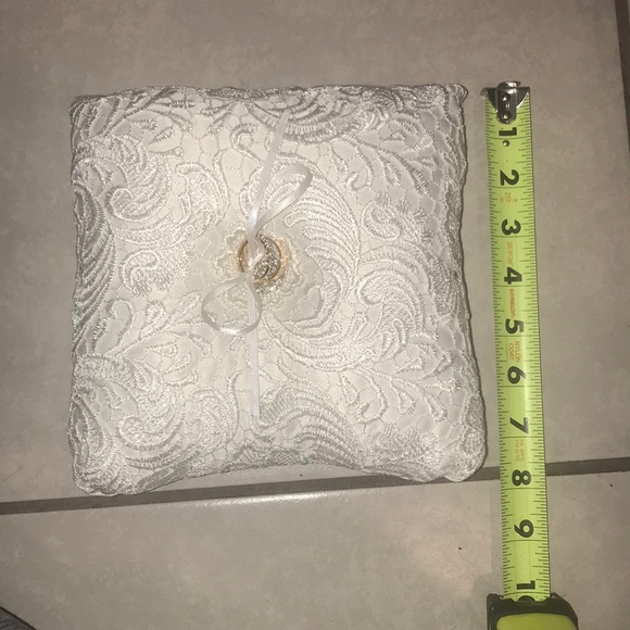 Ring Bearer Pillow with removable wedding bands - Picture 6 of 6